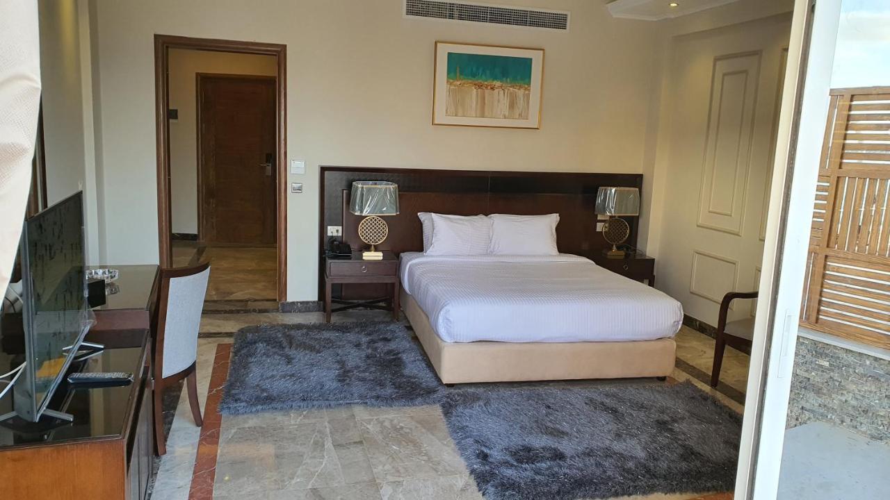 Fleet Club Mahrousa Aleksandria Zewnętrze zdjęcie A bedroom at the hotel