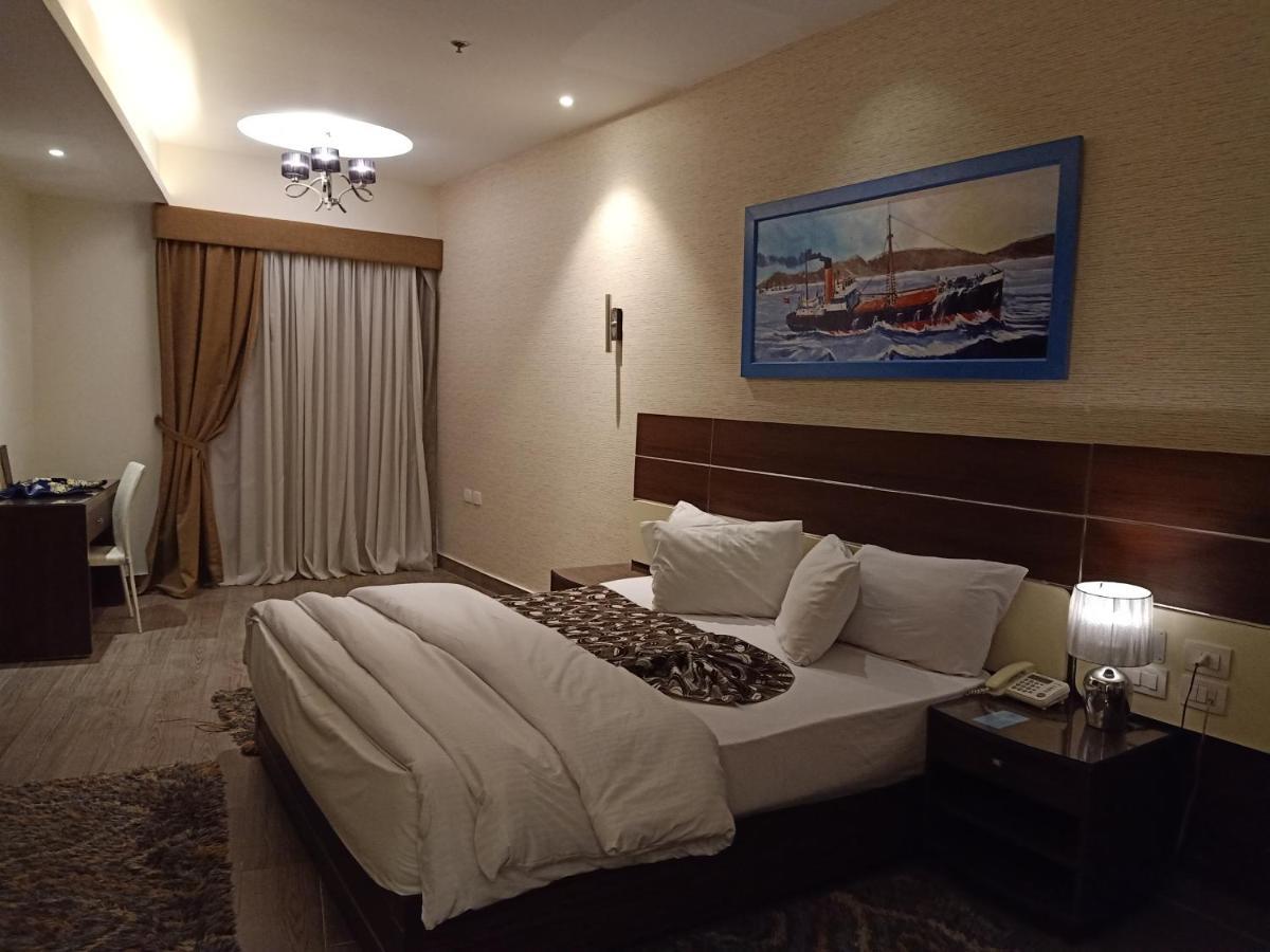 Fleet Club Mahrousa Aleksandria Zewnętrze zdjęcie A room at the hotel