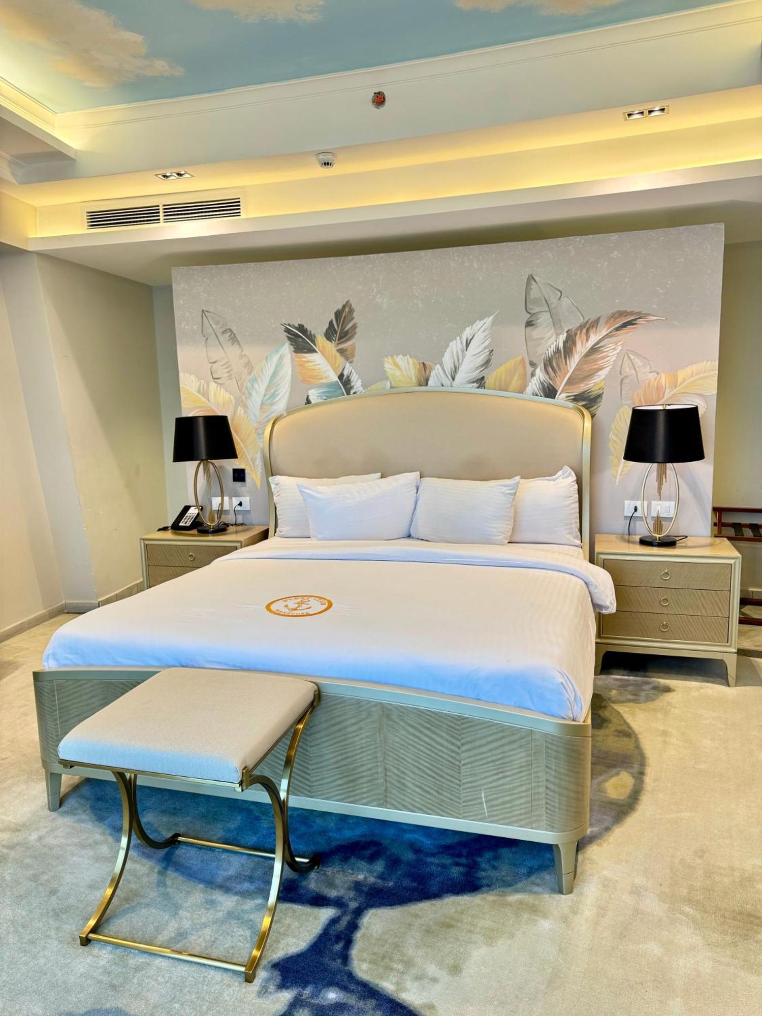 Fleet Club Mahrousa Aleksandria Zewnętrze zdjęcie A bedroom at the hotel